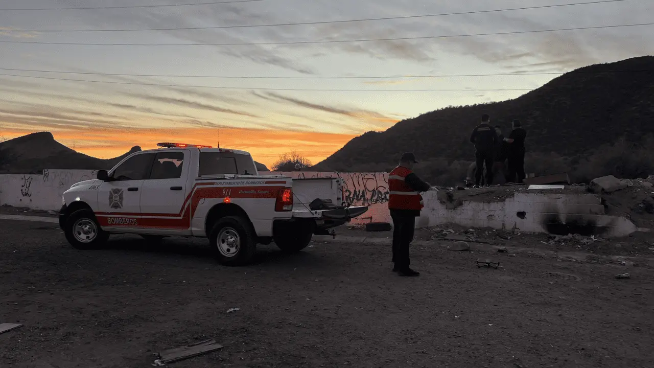 Realiza Bomberos búsqueda de menores extraviados en un cerro de Hermosillo