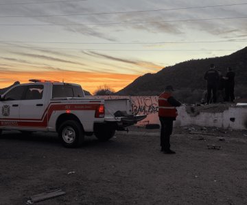 Realiza Bomberos búsqueda de menores extraviados en un cerro de Hermosillo