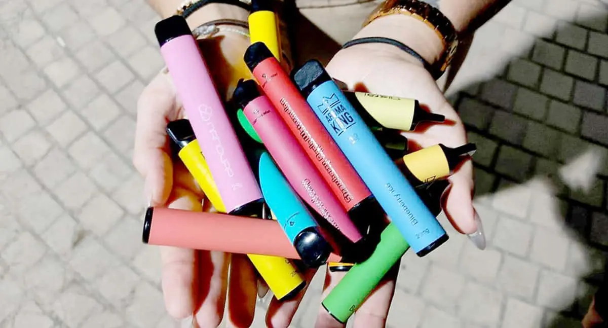 Menores usan vapeadores desde los 10 años: INSP
