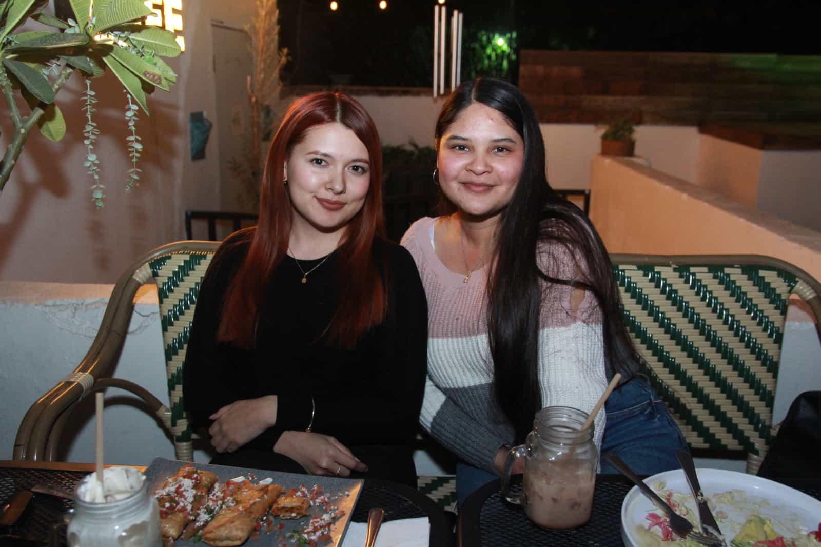 Disfrutan de una amena tarde en Casa Garmendia, Café y Churrería