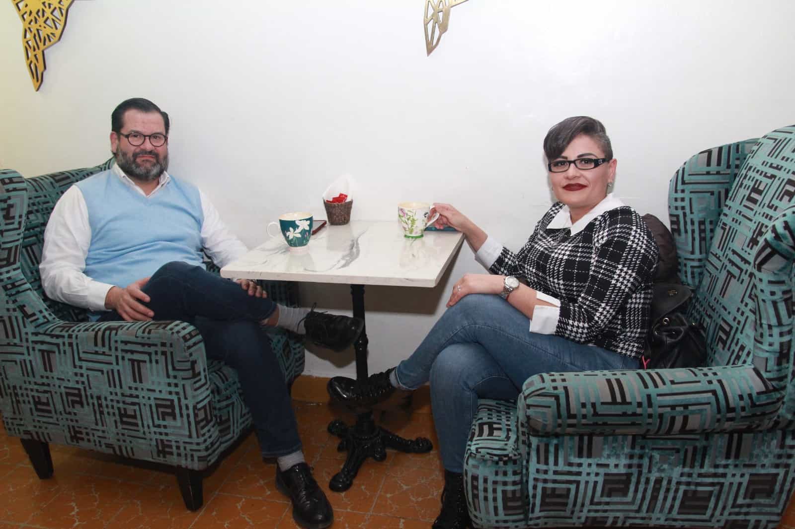 Disfrutan de una amena tarde en Casa Garmendia, Café y Churrería