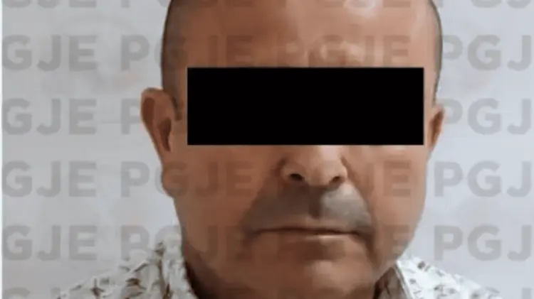 Al realizar una revisión, se le localizaron 35 dosis de narcóticos. (Foto: Especial / EXPRESO)