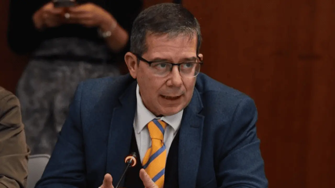 Jenaro Villamil pierde recursos públicos al frente del SPR, revela Latinus
