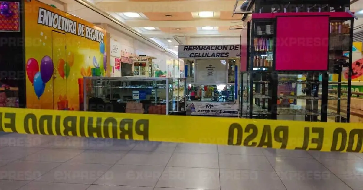 Investigan a detenida por incendio en supermercado; lo habría hecho antes