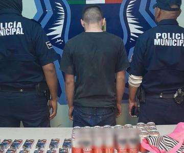 Acusan a menor de robar 14 cajas de cigarros y 24 latas de cerveza