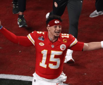 Los Chiefs de Pat Mahomes son bicampeones de la NFL en tiempo extra