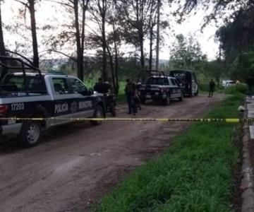 Balacera deja a 3 personas muertas dentro de una casa