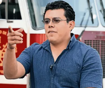 Detienen a Ismael Figueroa, exlíder del Sindicato de Bomberos de la CDMX