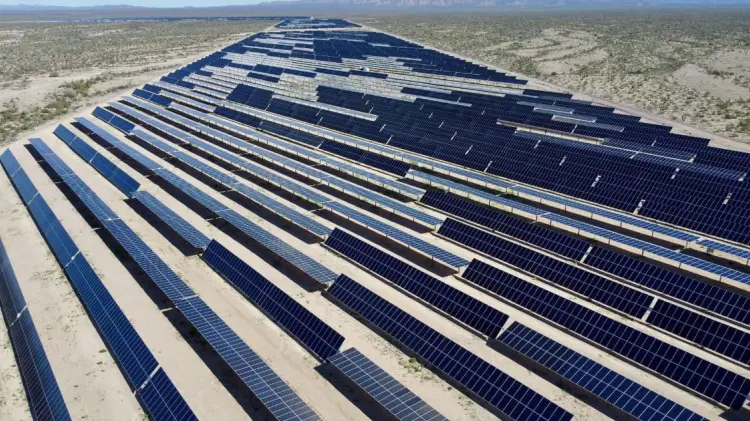 Planta Fotovoltaica Akin en Pitiquito, Sonora. (Foto: Especial / EXPRESO)