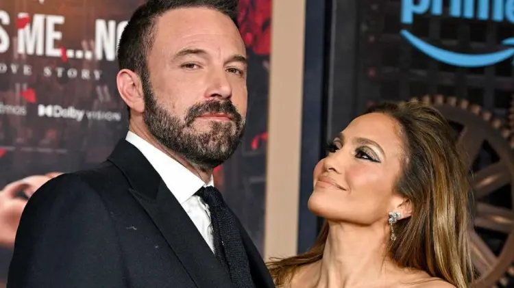 Jennifer Lopez y Ben Affleck en alfombra roja de This is me....Now (Foto:Especial/Expreso)
