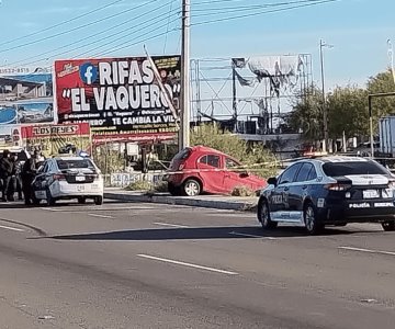 Muere conductora tras salir del camino en la carretera Hermosillo-Nogales