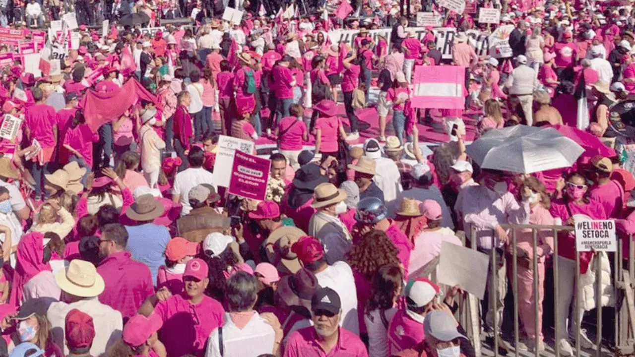 Participarán sonorenses en Marcha por nuestra democracia 2024