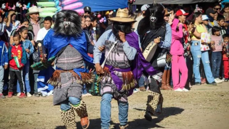 Los fariseos de la etnia Yoreme-Mayo esconden simbolismos detrás de su vestuario. (John Castellón)