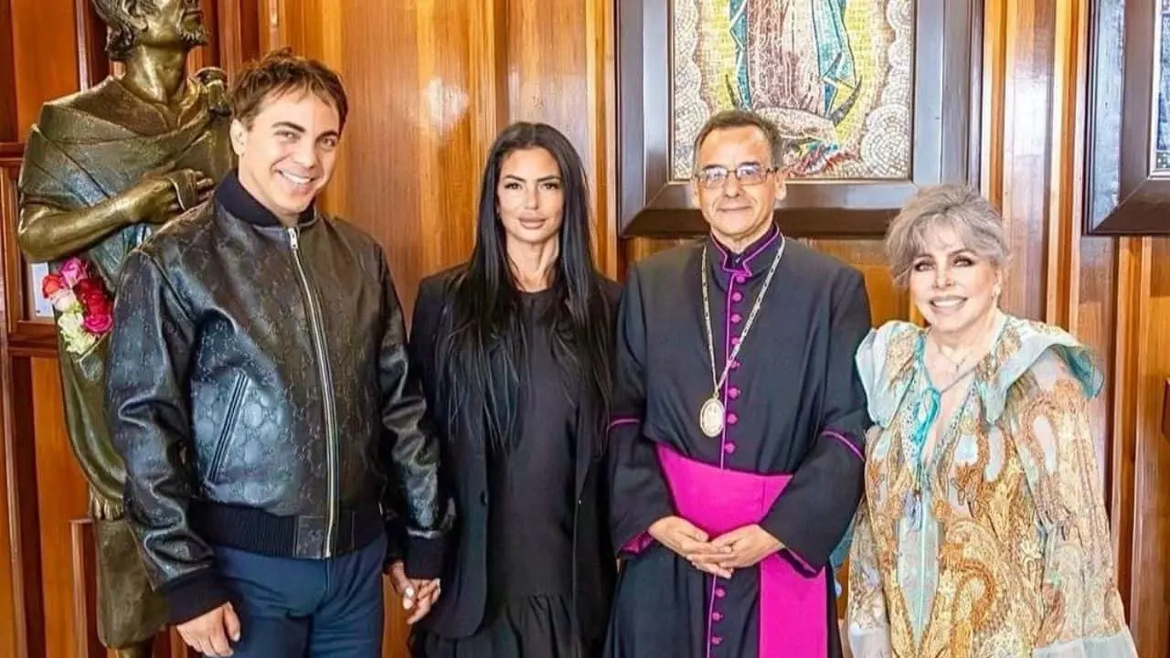 Verónica y Cristian Castro visitan la Basílica de Guadalupe