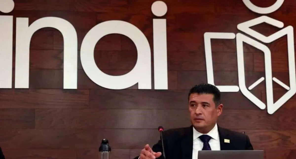 Responde INAI a López Obrador: autoridad debe cumplir con la ley