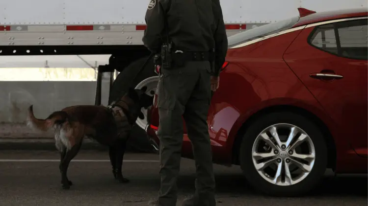 Luis Carlos fue detenido el pasado 27 de marzo del 2023 por USBP. (Foto: Especial/EXPRESO)