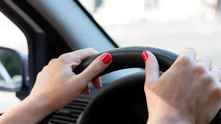 Se localizó el vehículo sin la conductora. (Especial / EXPRESO)