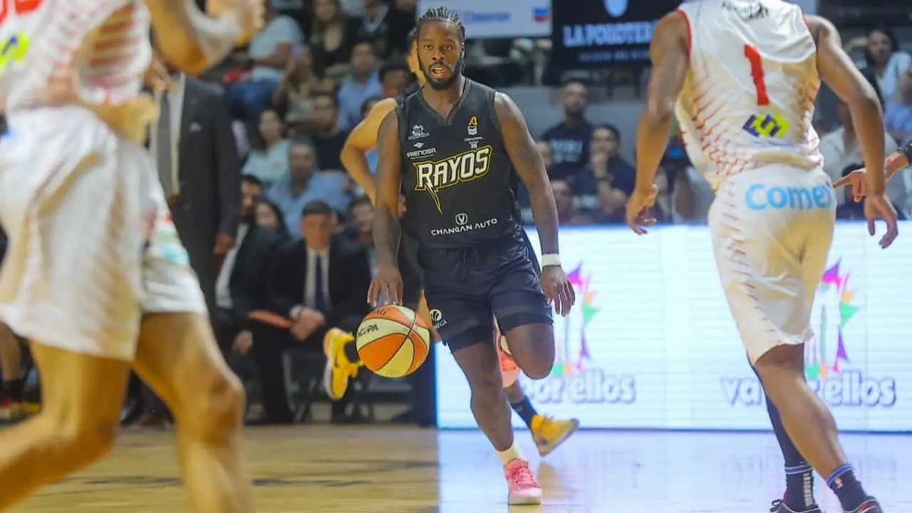 Rayos pasan sobre Ostioneros en juego inaugural del Cibacopa