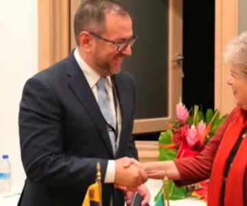 México y Venezuela firman pacto de repatriación de migrantes