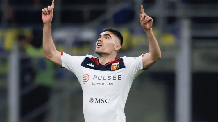 Johan Vásquez hizo el gol del descuento para el Genoa ante el Inter. (Foto: Cortesía)