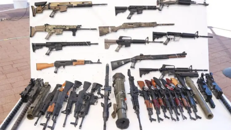 Mil 344 armas fueron aseguradas por elementos de Guardia Nacional. (Foto: Jesús Ballesteros/EXPRESO)