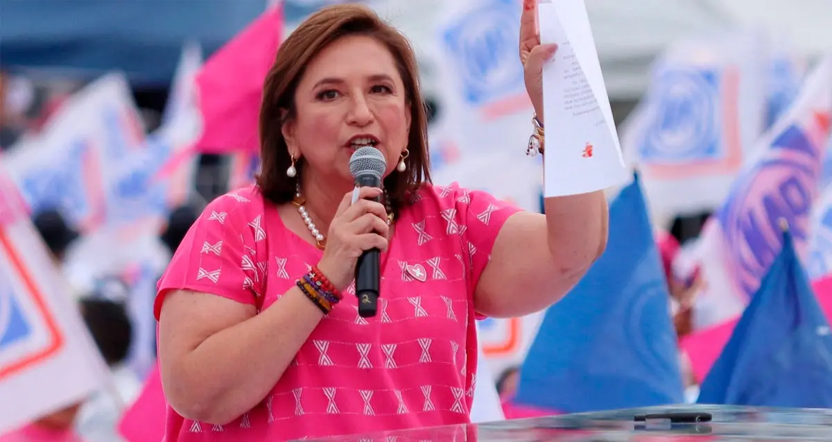 Xóchitl Gálvez asegura que trabajadores de refinerías no perderán empleo