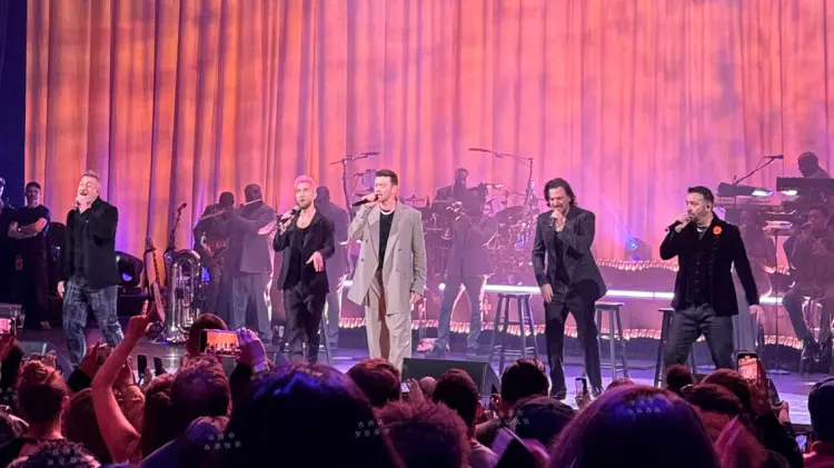 Miembros de NSYNC hicieron una aparición sorpresa en el concierto de Timberlake. (Especial/ EXPRESO)
