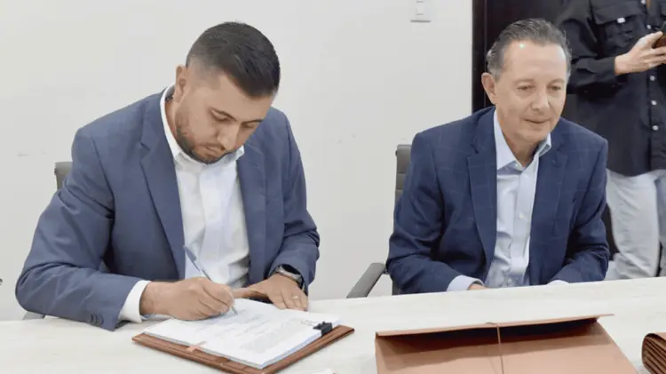 Se formalizaron derechos para construir, operar y mantener los libramientos (Foto: Especial/EXPRESO)