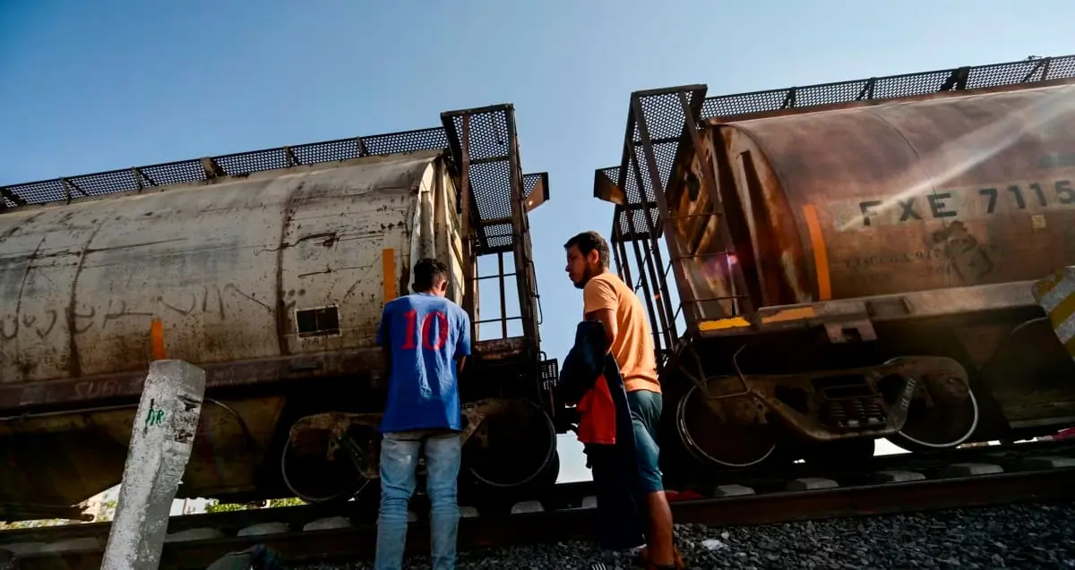 INM rescata a 144 migrantes en vagón de tren en Coahuila