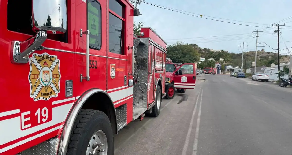 Sofocan incendio en casa de empeño de la colonia Sahuaro