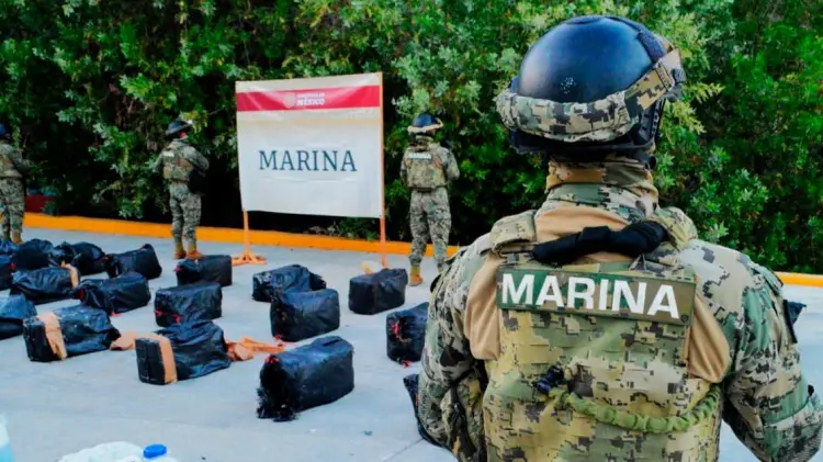 La Semar realizó el aseguramiento en las costas de Michoacán. (Especial / EXPRESO)