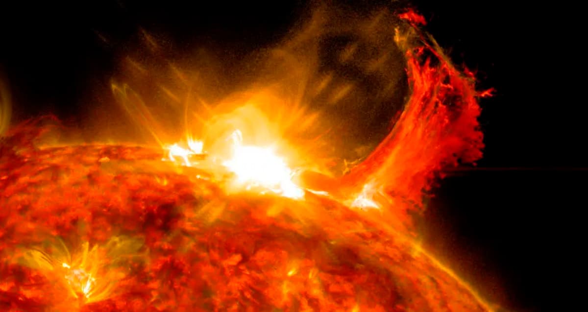 Tormenta solar provoca afectaciones en radio y GPS, alerta NASA