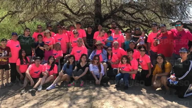Hijos, nietos y bisnietos se reúnen cada año en este paseo turístico. (Jesús Ballesteros/EXPRESO)