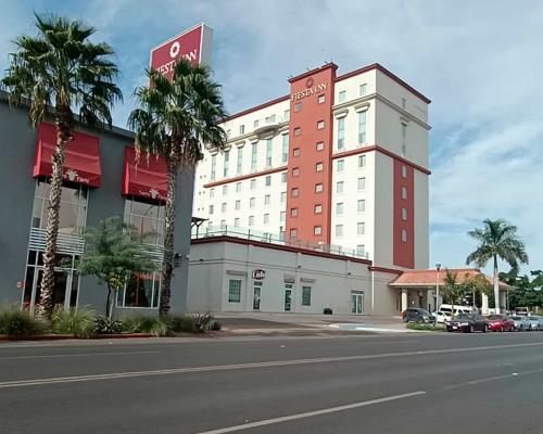 Empresarios invertirán en sector hotelero en Cajeme