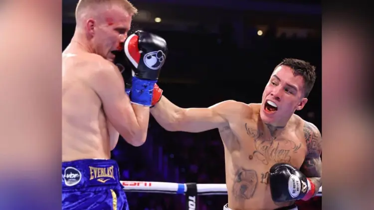 Óscar Valdez se hizo con el título interino de peso superpluma de la OMB. (Foto: Cortesía)