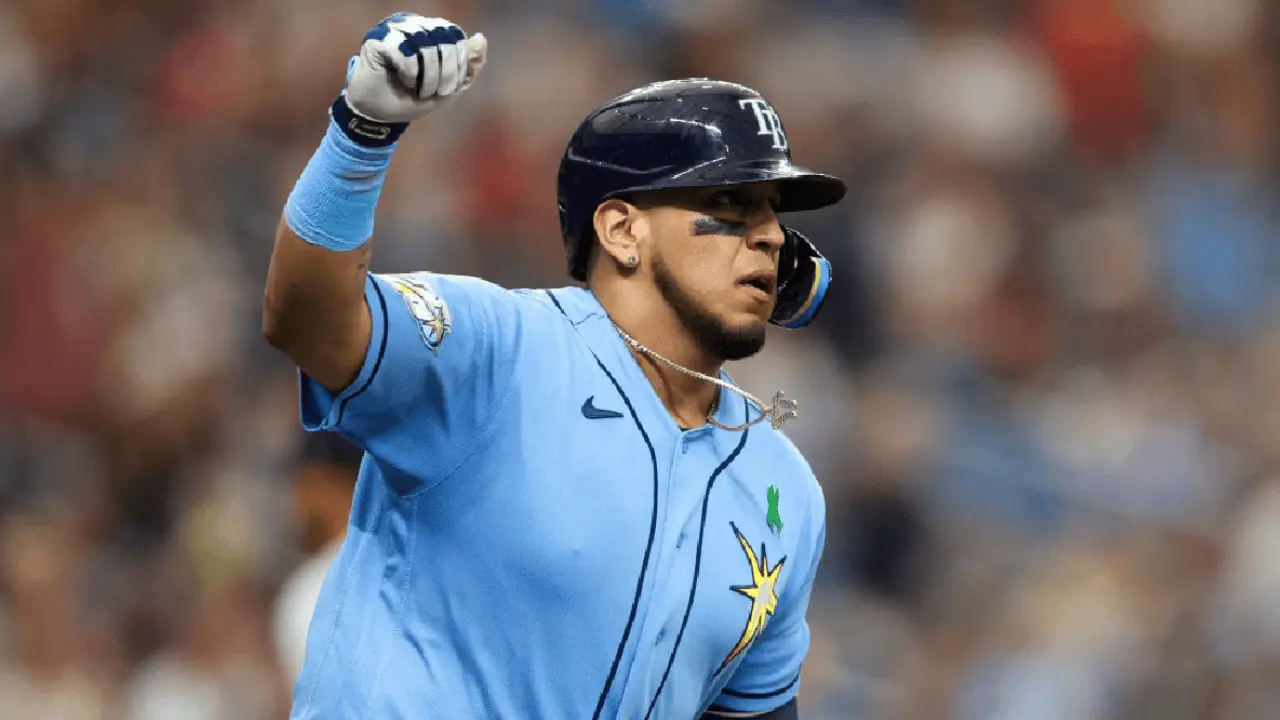 Isaac Paredes conecta su primer cuadrangular de la temporada en Grandes Ligas