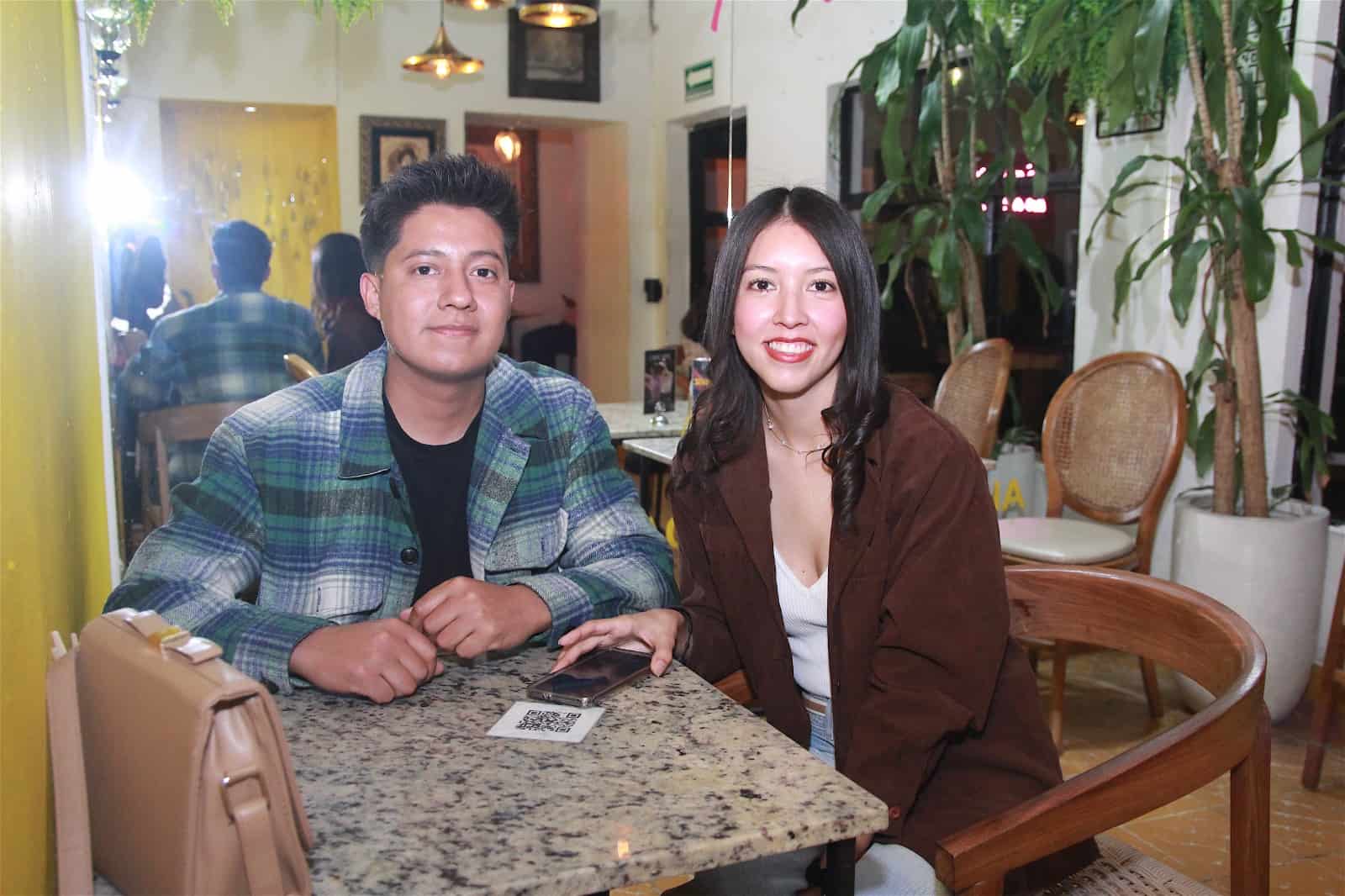 Gozan de una amena tarde en Café Garmendia