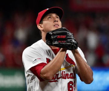 Se apunta Gallegos primer triunfo de la temporada con Cardenales