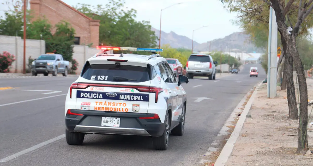 Tren embiste a hombre que intentaba cruzar las vías