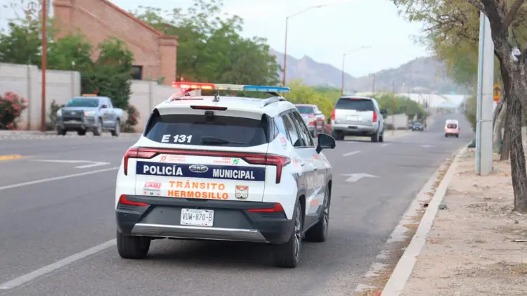 Los elementos de la Policía Municipal fueron los primeros en llegar. (Foto: Ramón Munguía)