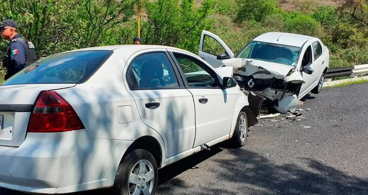 Registran aparatoso choque en carretera Guaymas-Hermosillo