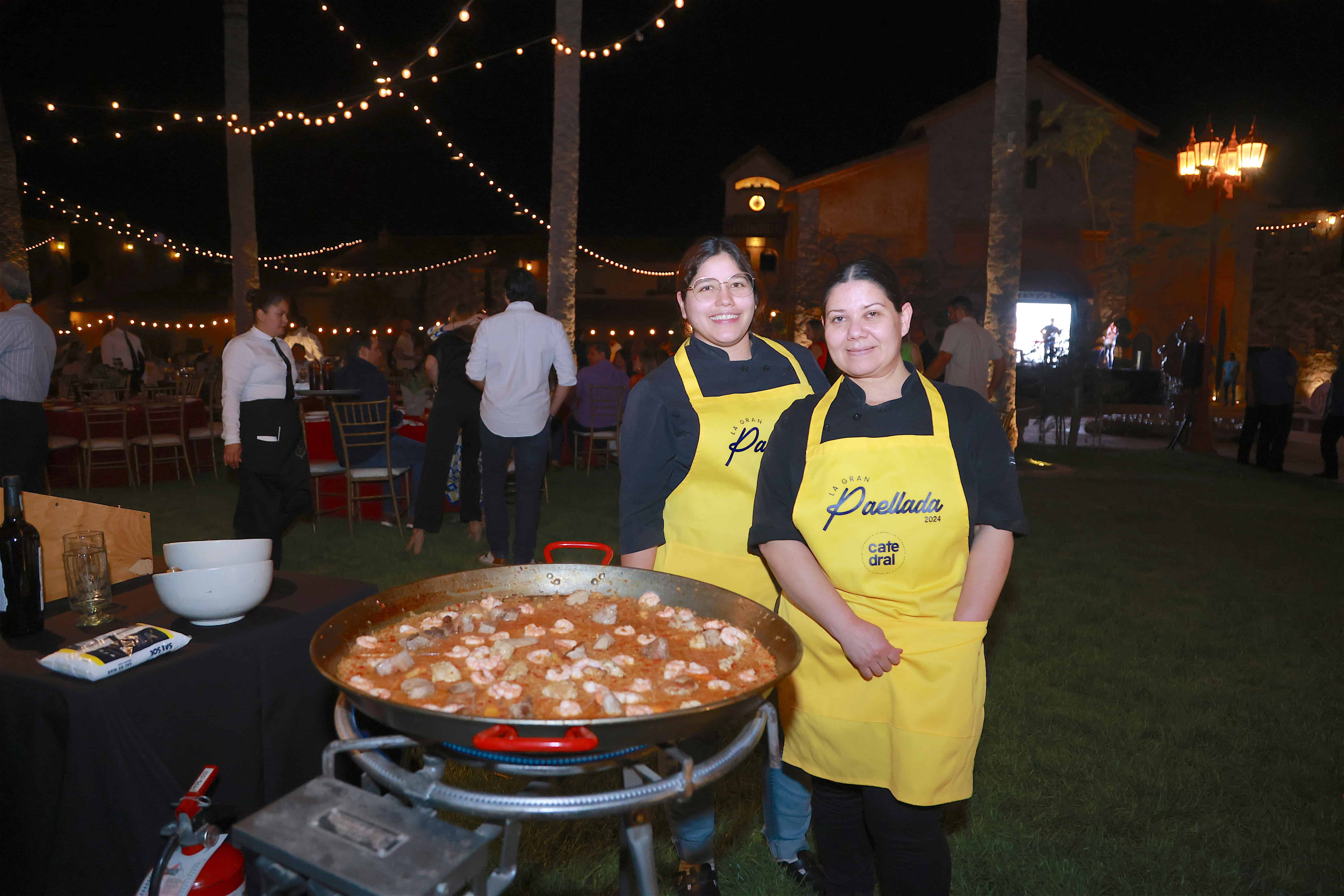 Disfrutan de una gran paellada