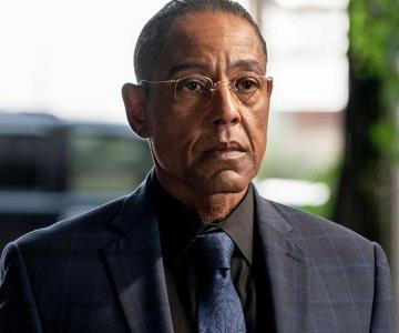 Giancarlo Esposito planeó su asesinato por crisis financiera