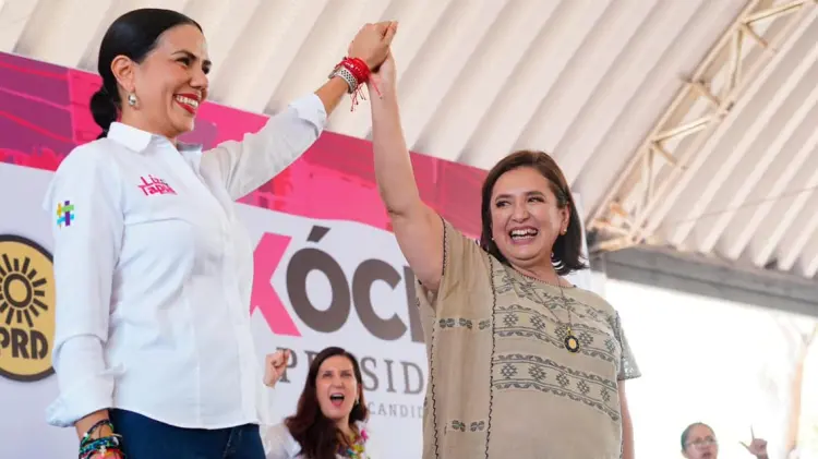 Xóchitl Gálvez en Zihuatanejo. (Especial / EXPRESO)