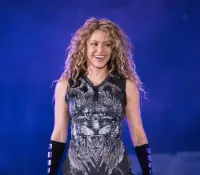 Así fue la caída de Shakira en pleno show en Montreal