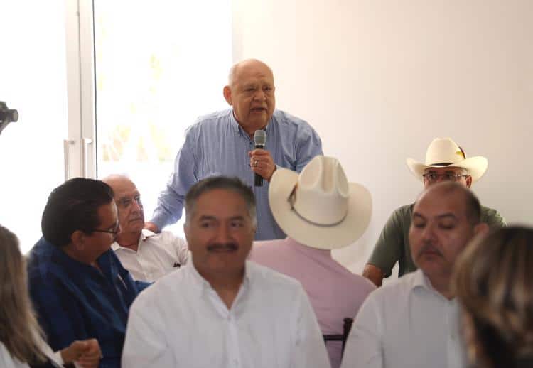 Miguel Ángel Castro Cosío se suma al apoyo de Beltrones
