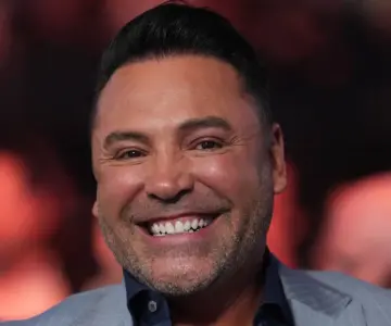 Óscar de la Hoya vuelve a atacar al Canelo Álvarez