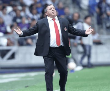 Tras solo 10 victorias en 3 temporadas, Miguel Herrera deja Xolos de Tijuana