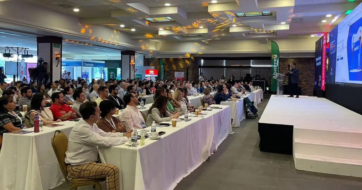 Celebran 2do Encuentro de Jóvenes Empresarios Transformando Ideas