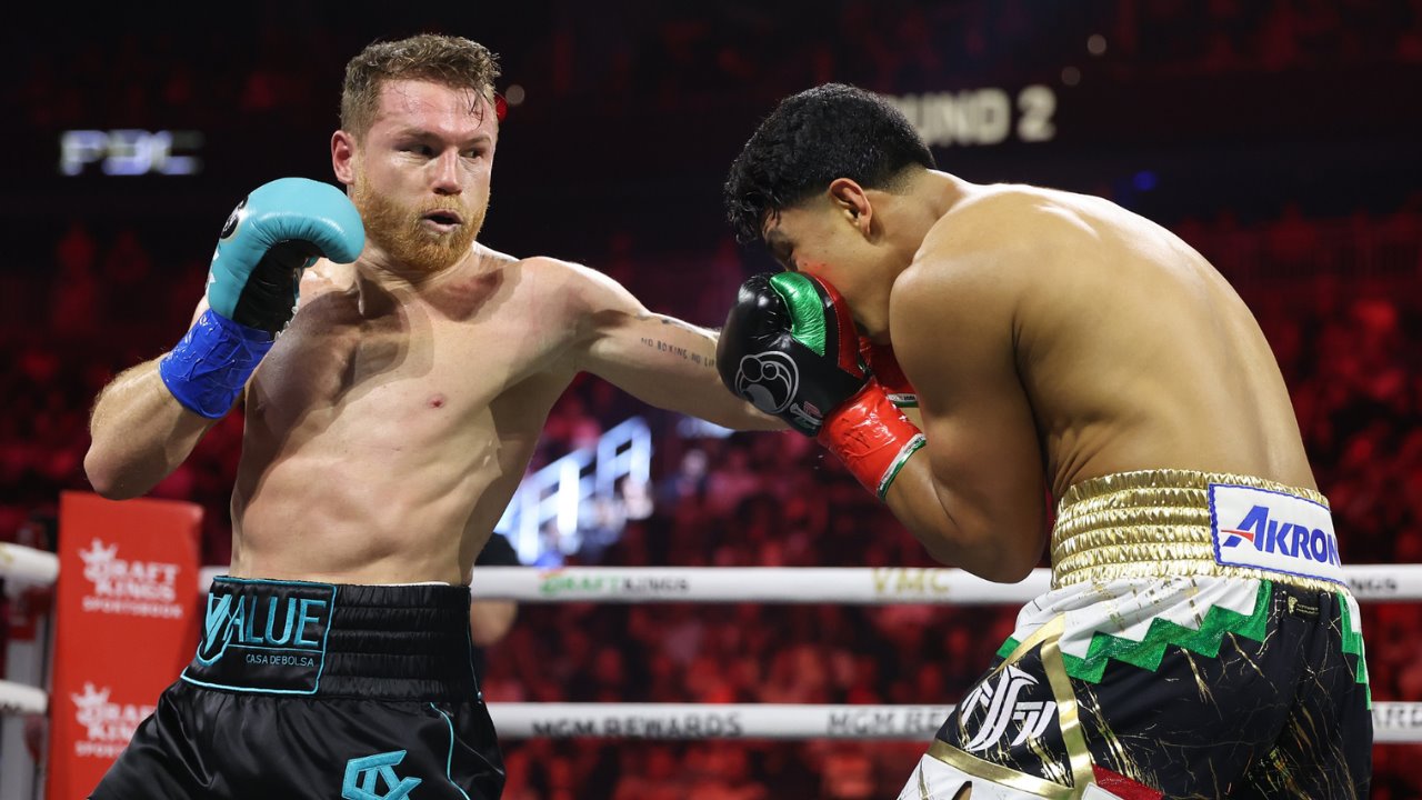 Canelo Álvarez descarta revancha ante Munguía